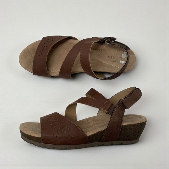 Earth Origins Karlie Sandals Brown Laser-Cut Leather & Adjustable Straps Sz 9 - Picture 1 of 9